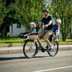 VÉLO CARGO COMPACT ÉLECTRIQUE - FAMILÉÖ 7 VITESSES BLANC + ACCESSOIRES ENFANT -magasin vélo velo cargo compact electrique famileo 7 vitesses blanc accessoires enfant 2 600x600 1