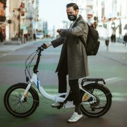 VÉLO PLIANT ÉLECTRIQUE MINI BLANC 20" 9 VÉLO PLIANT ÉLECTRIQUE MINI BLANC 20" -magasin vélo velo pliant electrique mini blanc 20 4 600x600 1