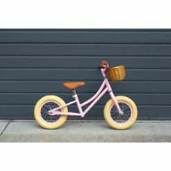 VÉLO SANS PÉDALE CAPRI KIDDO, COULEUR ROSE -magasin vélo velo sans pedale capri kiddo couleur rose 3 600x600 1