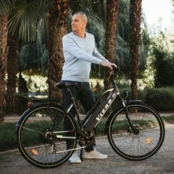 VÉLO VTC ÉLECTRIQUE VIENA CADRE BAS -magasin vélo velo vtc electrique viena cadre bas 2 600x600 1