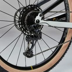 VÉLO VTT TOUT SUSPENDU ROCKRIDER XC 900 S 29'' CARBONE -magasin vélo velo vtt tout suspendu rockrider xc 900 s 29 carbone 5 600x600 1